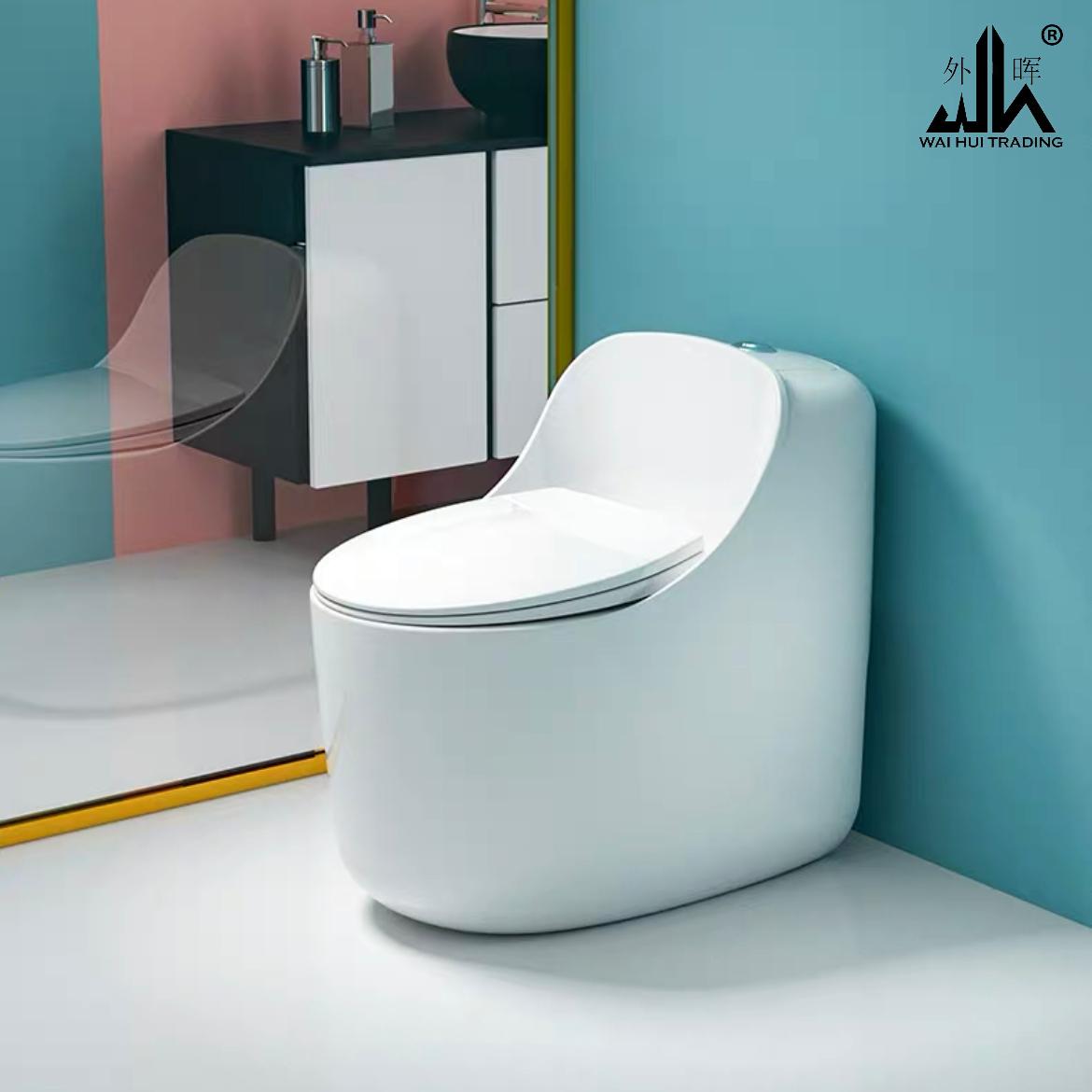 New creative household toilet for adults.